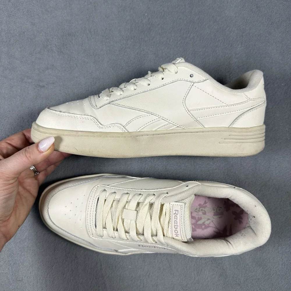 Reebok Court Advance Women's Size 9 Cream Purple Leather Sneakers Casual Shoes